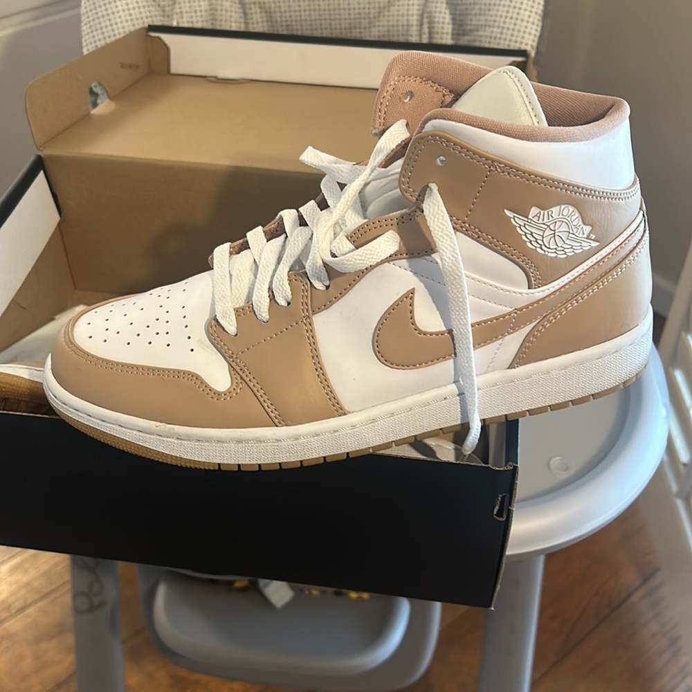 Used in very good condition Jordan 1